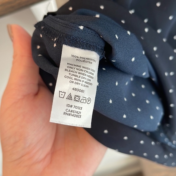 Loft navy blue star Polka dot button key hole tank top - Picture 6 of 6